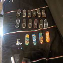 Tech Deck Mini Scateboards