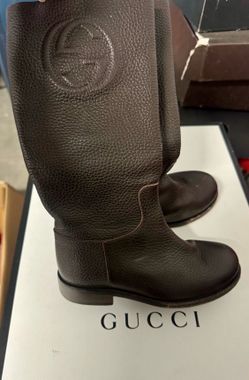 Gucci girl boots all leather size 10.5