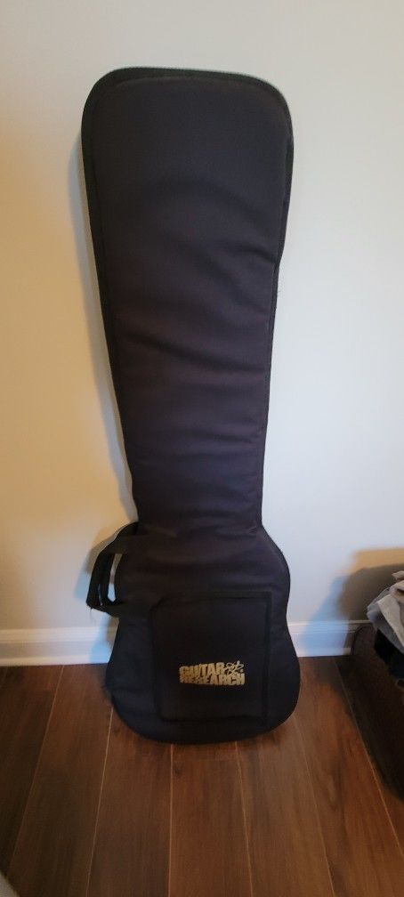 Guitar Research BY Levi Bass/Guitar CASE