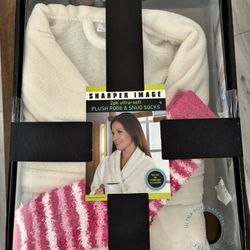 Ideal Image Robe With Cozy Socks 