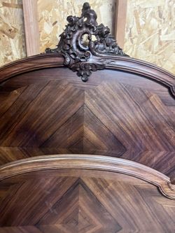 Gorgeous Antique Solid Wood Double Bed
