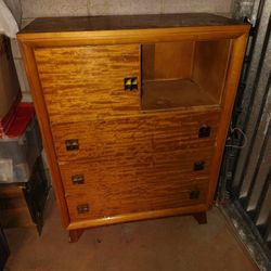 Wood Dresser 