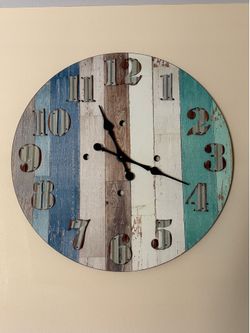 Multicolor wood wall clock with corrugated metal numbers