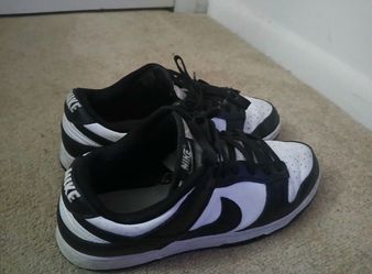 Panda dunks size men 10.5