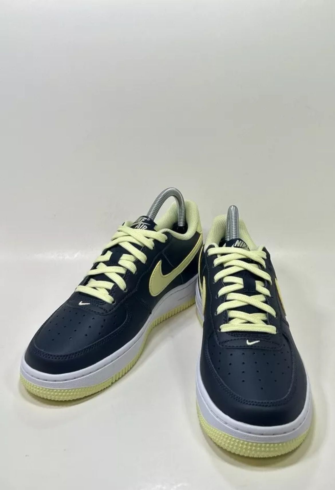 Size 5Y Boys Nike Air Force 1 Low GS ‘Dark Obsidian Lime’ CT3839 400 Wmns 6.5