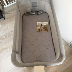 Newton Bassinet/Bedside Sleeper