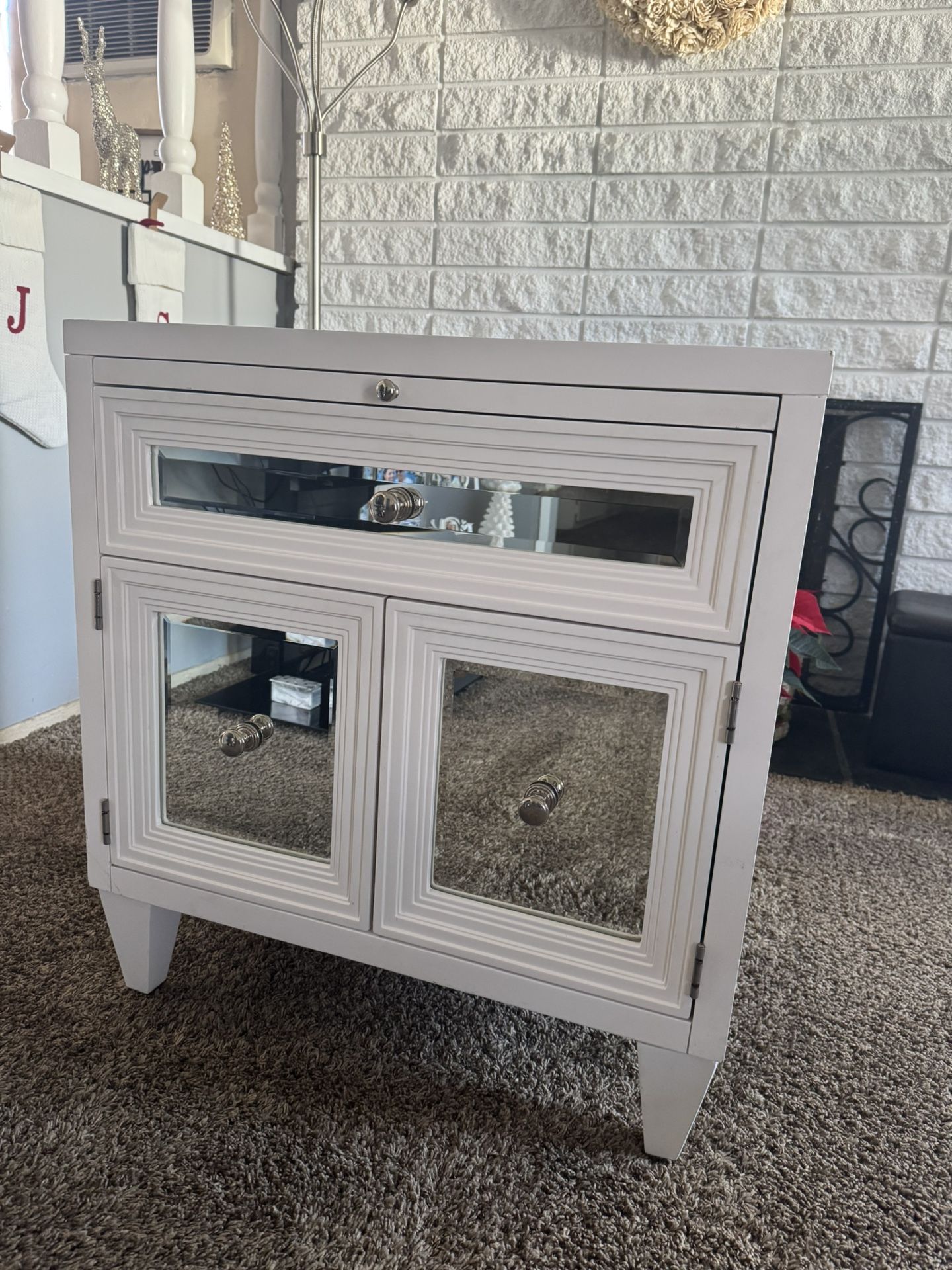 White Mirrored Cabinet, Mirrored Nightstand, Mirrored Dresser,New Products : American Fashion Style Bags On Sale