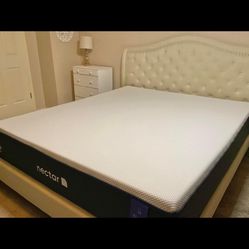 The Nectar Premier Mattress, King, Like New, Perfect Condition