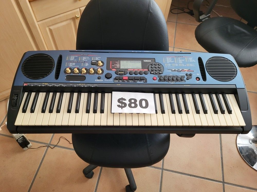 Yamaha DJX keyboard 