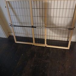 Child/Pet Gate,  Like Brand New