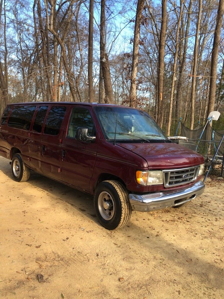 2003 Ford E-350