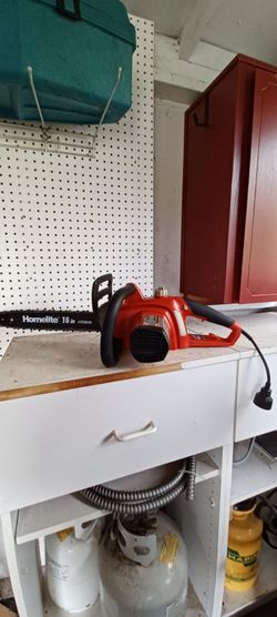 Electric corded chain saw 16" homelite