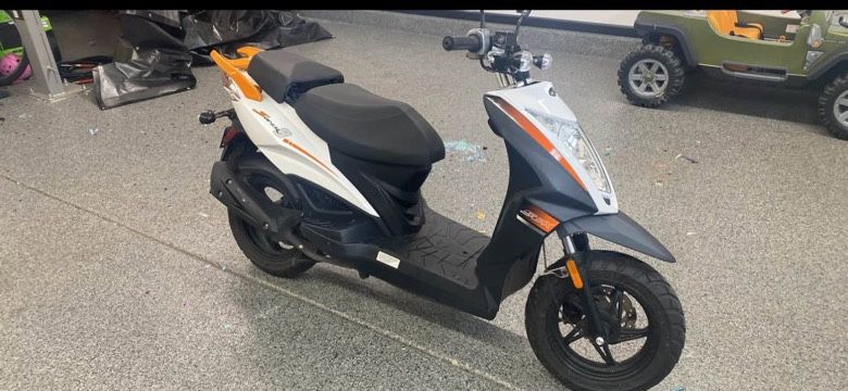 2022 Kymco super 8 50x