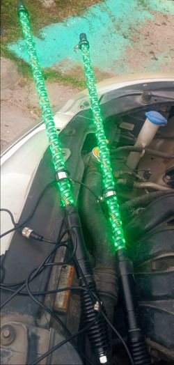 2pc whip bars (used working condition)