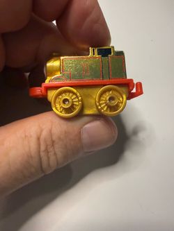 Thomas the tank engine rare gold Thomas mini