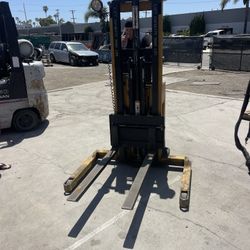 Forklift