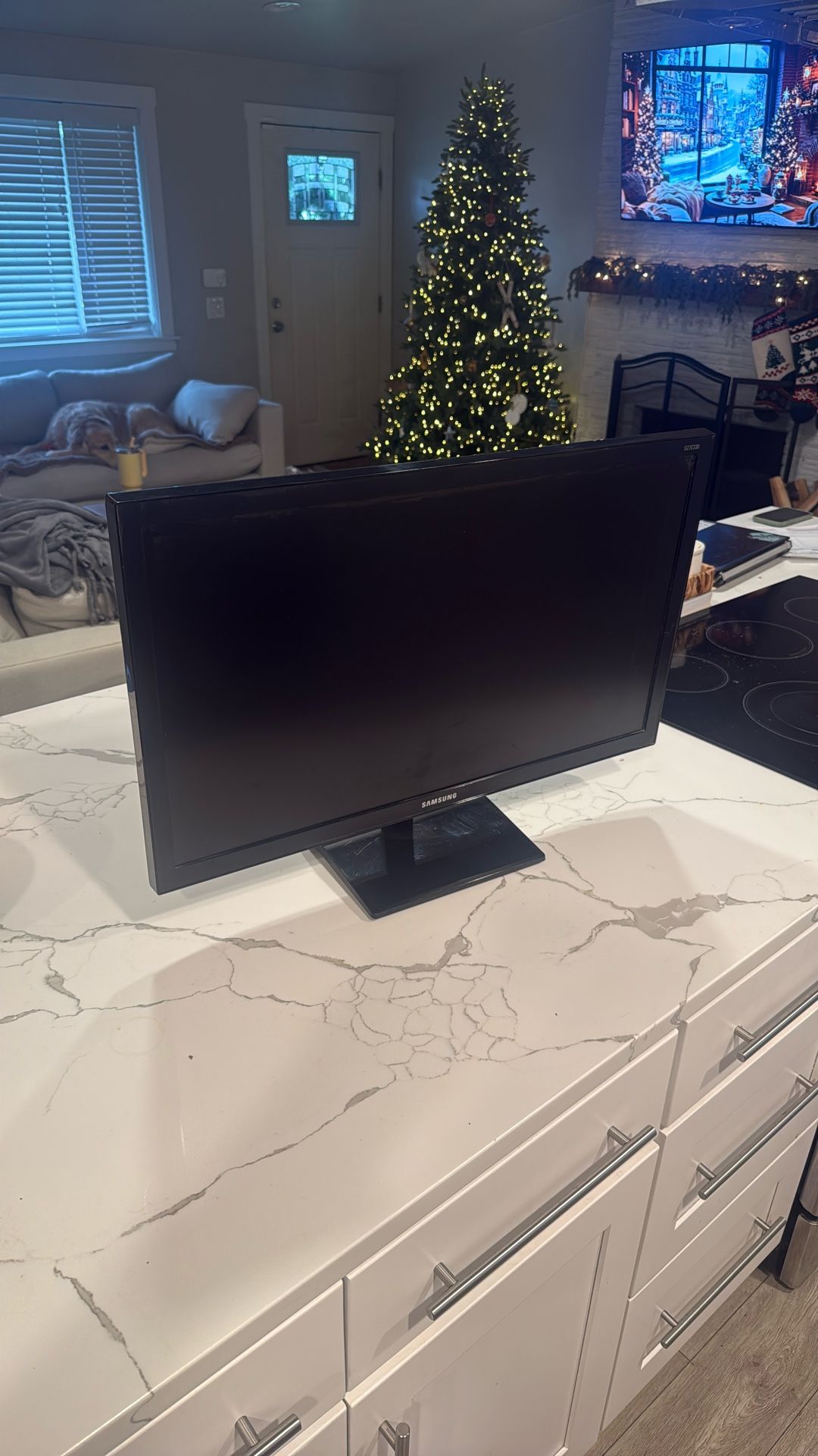 Samsung Monitor 27”