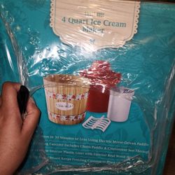 Ice Cream Maker (Brand New)