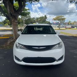 Chrysler Pacifica 2018