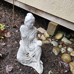 Cement Garden Yard Decor Statue Quan Yin Buddha Asian Goddess 