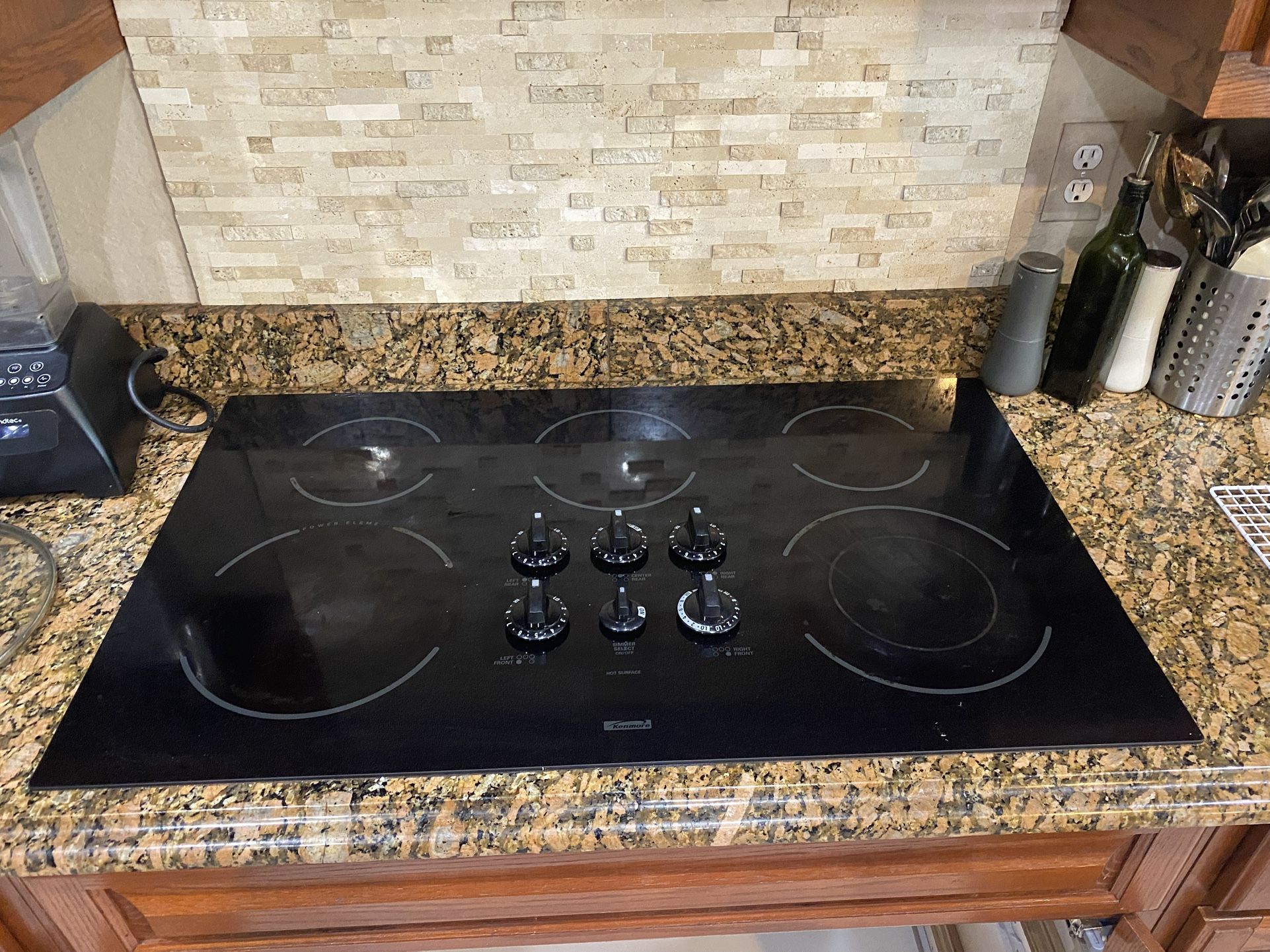 Kenmore 36” Electric Cooktop 5 Burner
