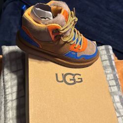 UGG