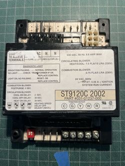 Honeywell ST9120C2002 Circuit Board