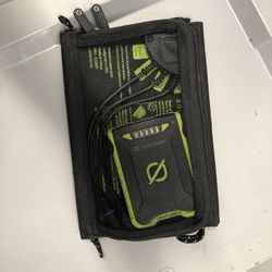 Nomad 7 Solar Panal Charging Station