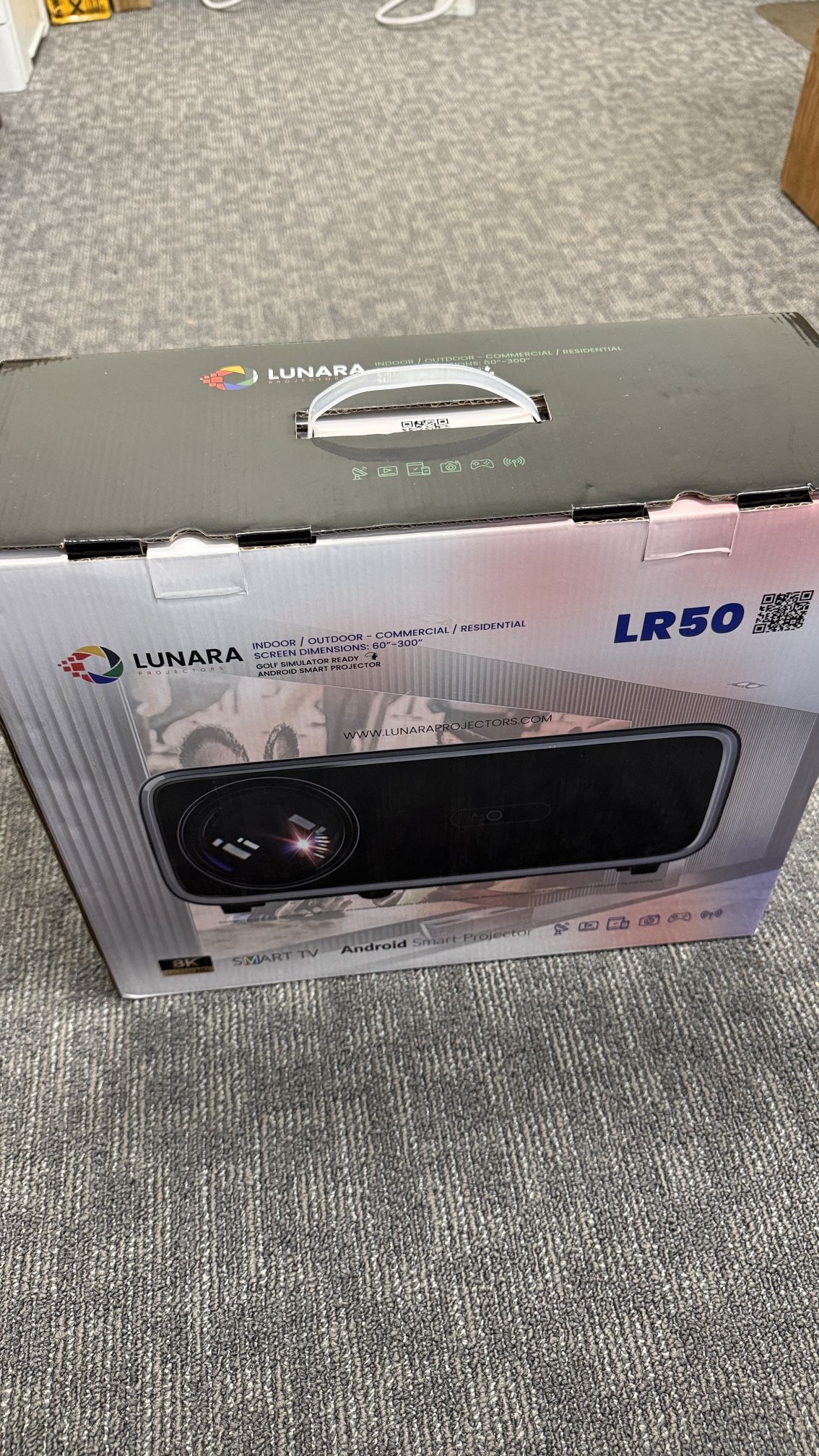 Lunara Smart TV Projector 