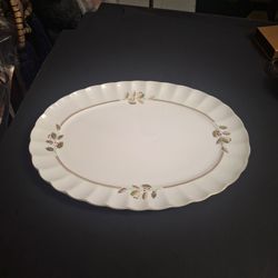 Nikko Fine Bone China "Golden Holly" 13.5"x10" Oval Platter - Mint Condition