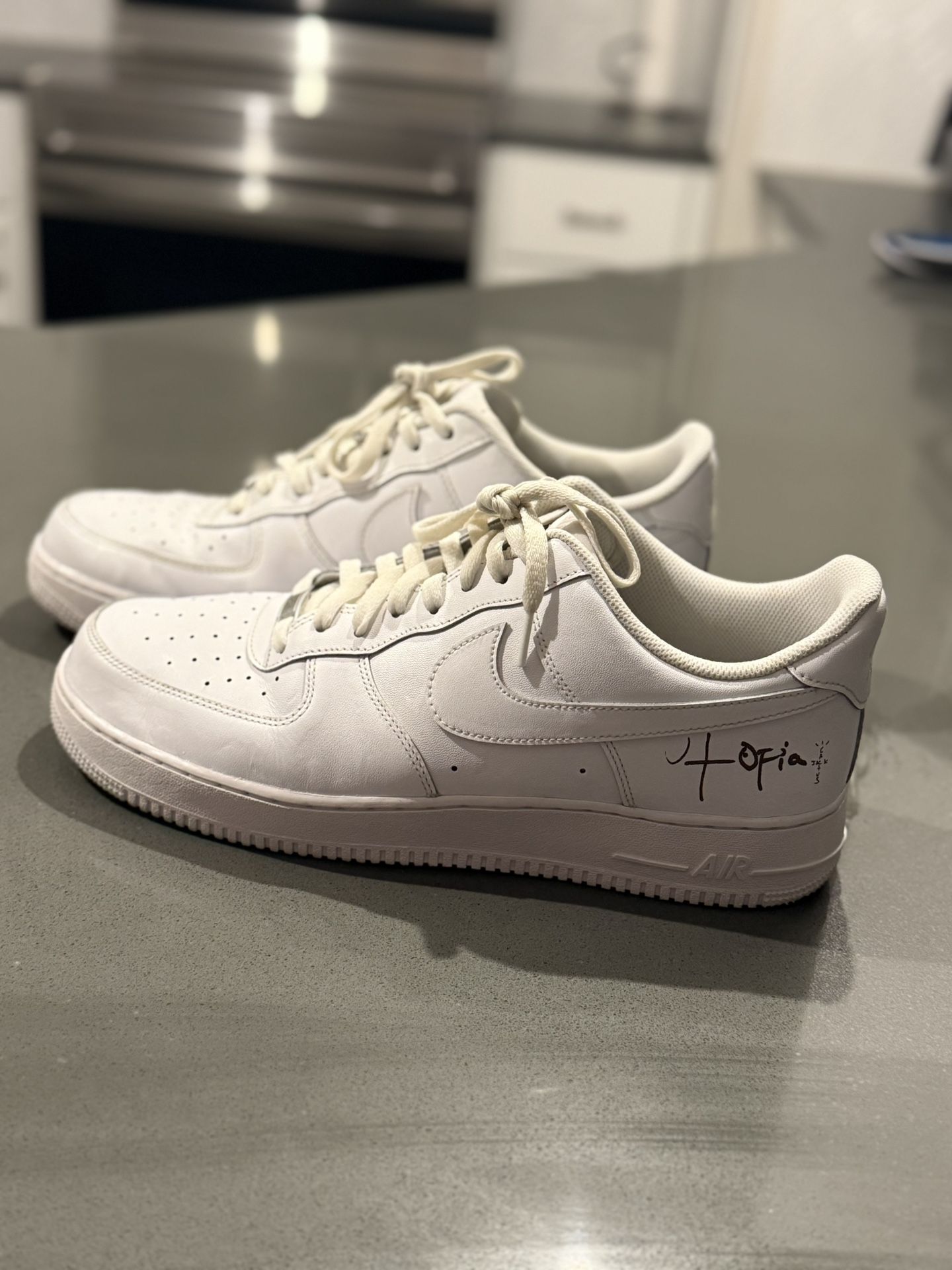 Air Force One’s Travis Scott Utopia