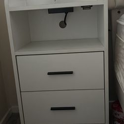 nightstand - Mesa De Noche 