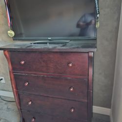 Maroon Finish Wood Dresser Drawer W-TV