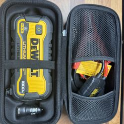 DEWALT 1800 Peak Amp Lithium Jump Starter with USB Power Bank and Carrying Case