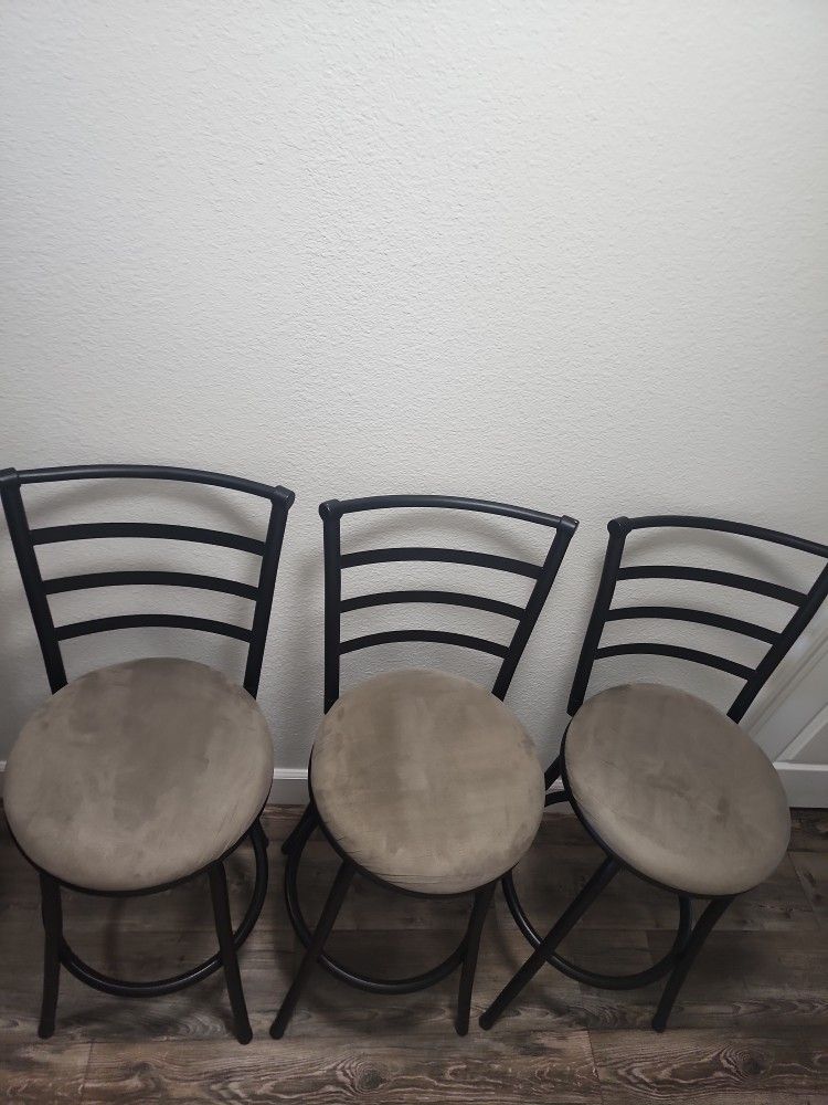 BAR STOOLS