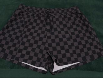 Women’s Hurley Shorts Size Large Black/Gray Checkered $5