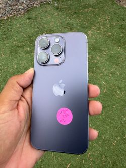I p h o n e 14 pro 256GB att or cricket