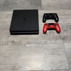 Play Station 4 Slim