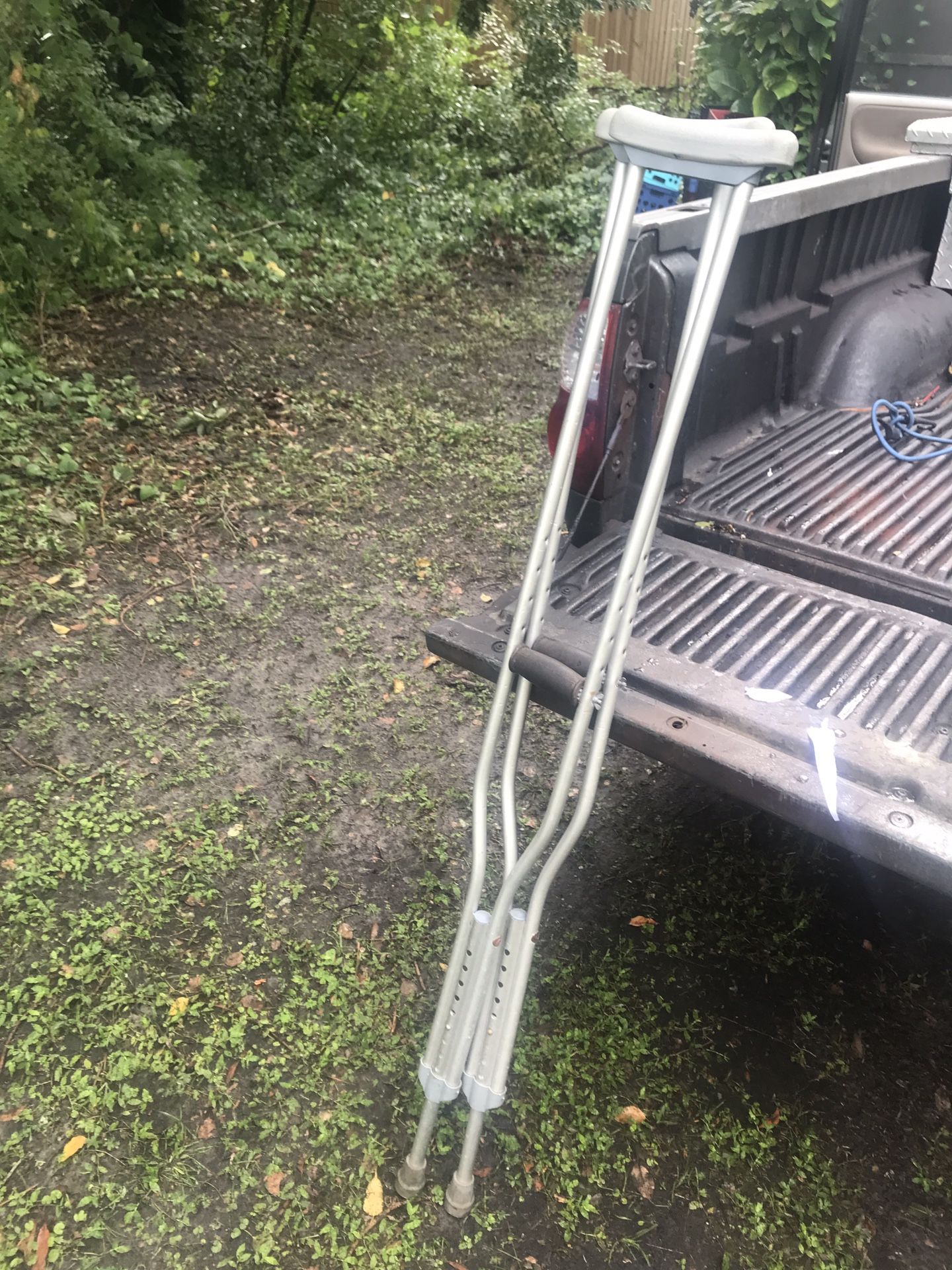 Aluminum Crutches Adjustable Height $15 Cash