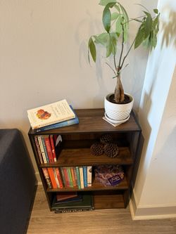 Cute Wood Bookshelf
