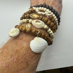 6 PC Handmade Ocean Style Bohemian Beaded Stretch Bracelet Coconut Shell Stacked