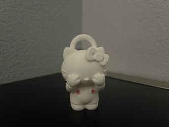 Hello Kitty White Mini Figure with keychain loop