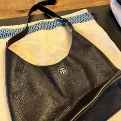 Tory Burch Perry Leather Hobo Bag Black