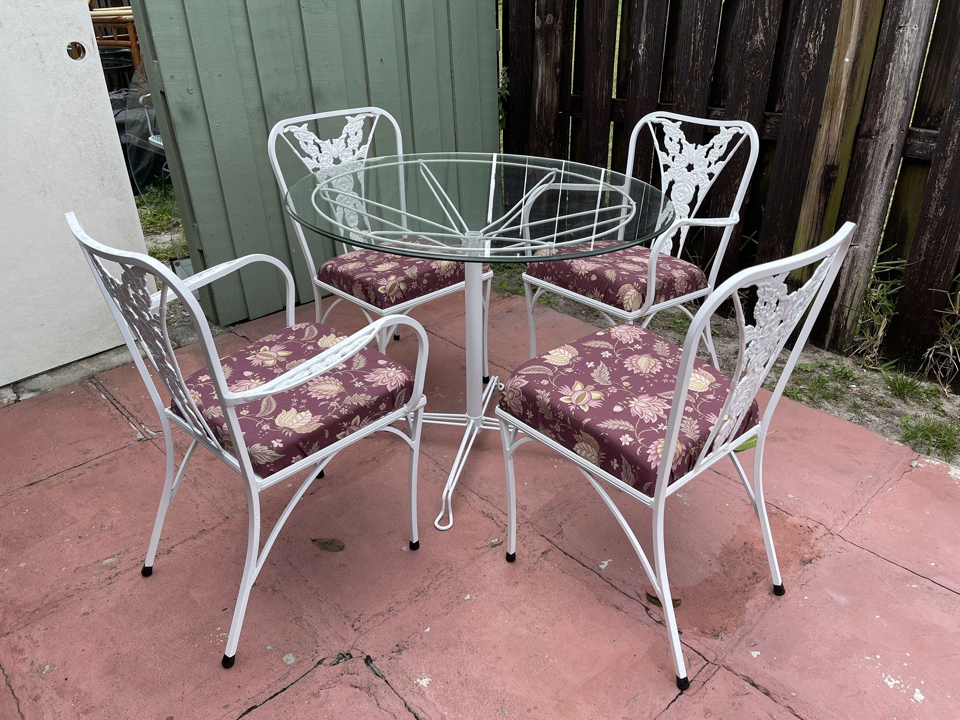 Metal Patio Furniture (Table 36”D X 30”H) In Excellent Condition With Removable Cushions (for Outdoor) $190 OBO