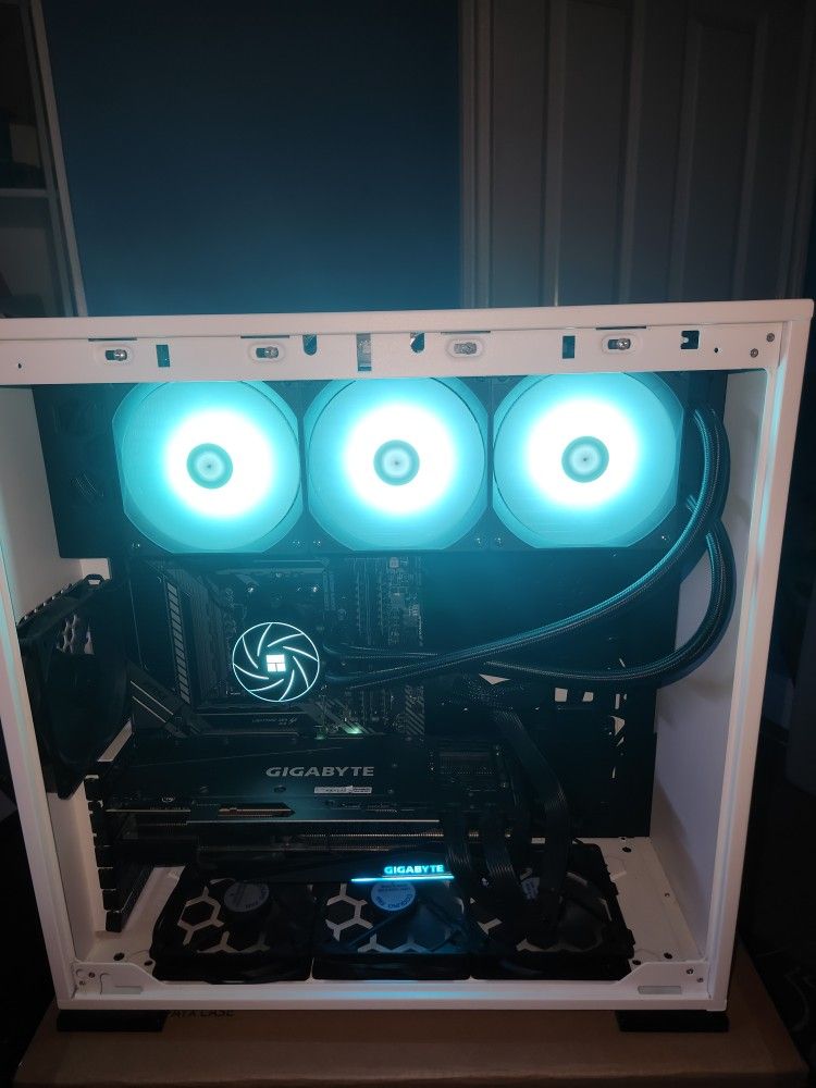 Custom Gaming PC