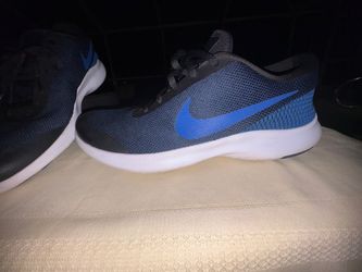 Nike Low-Top Running Sneakers