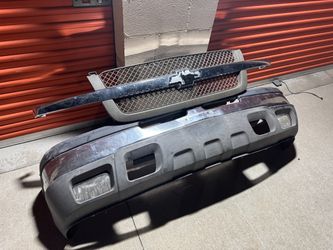 Chevy Silverado Avalanche Front End