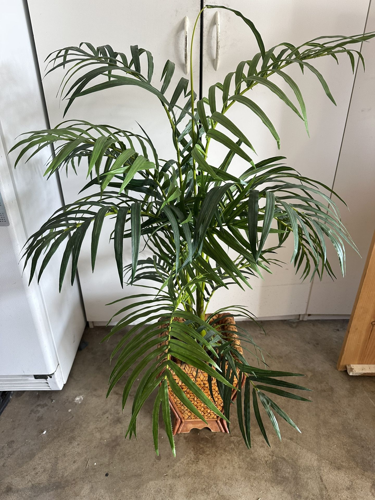 Fake / Faux Palm tree plant 43” Tall