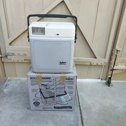 Igloo Electric Cooler / Warmer 
