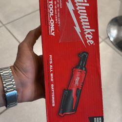 Milwaukee M12 Ratchet (only Tool)